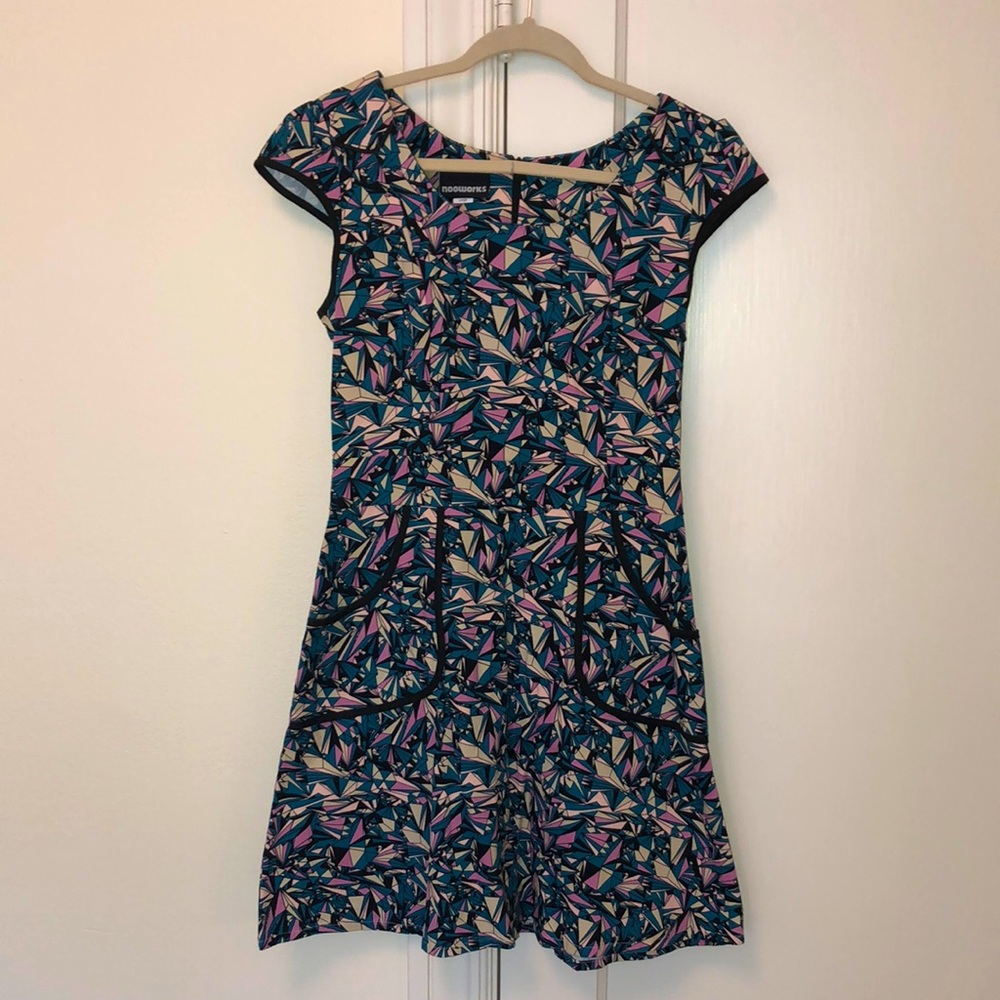 Nooworks geometric diamond print dress